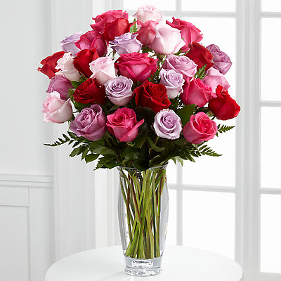The Captivating Color&amp;trade; Rose Bouquet by Vera Wang