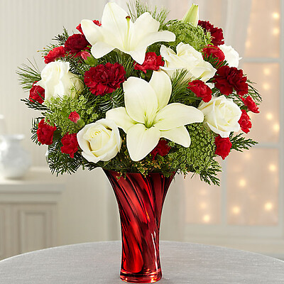 The Holiday Celebrations&amp;trade; Bouquet